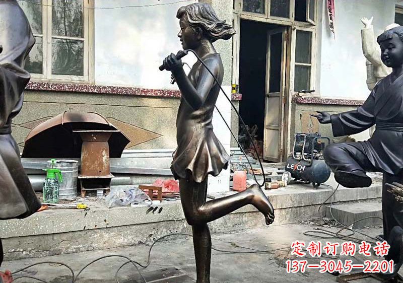 泉州精美女孩铜雕