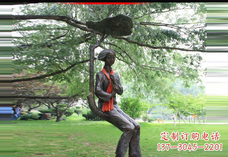 泉州可爱迷人的美女雕塑