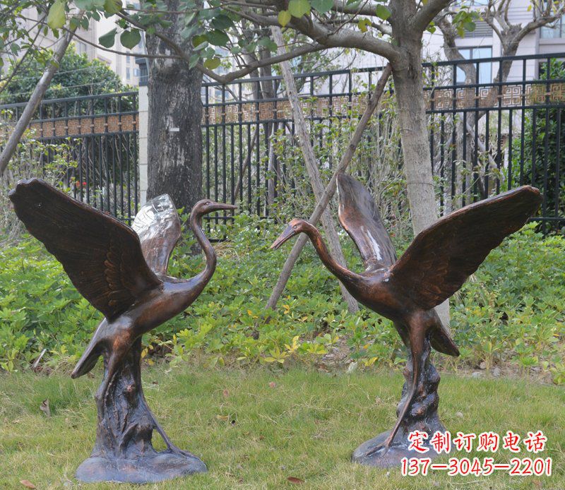 泉州公园仙鹤景观玻璃钢仿铜摆件
