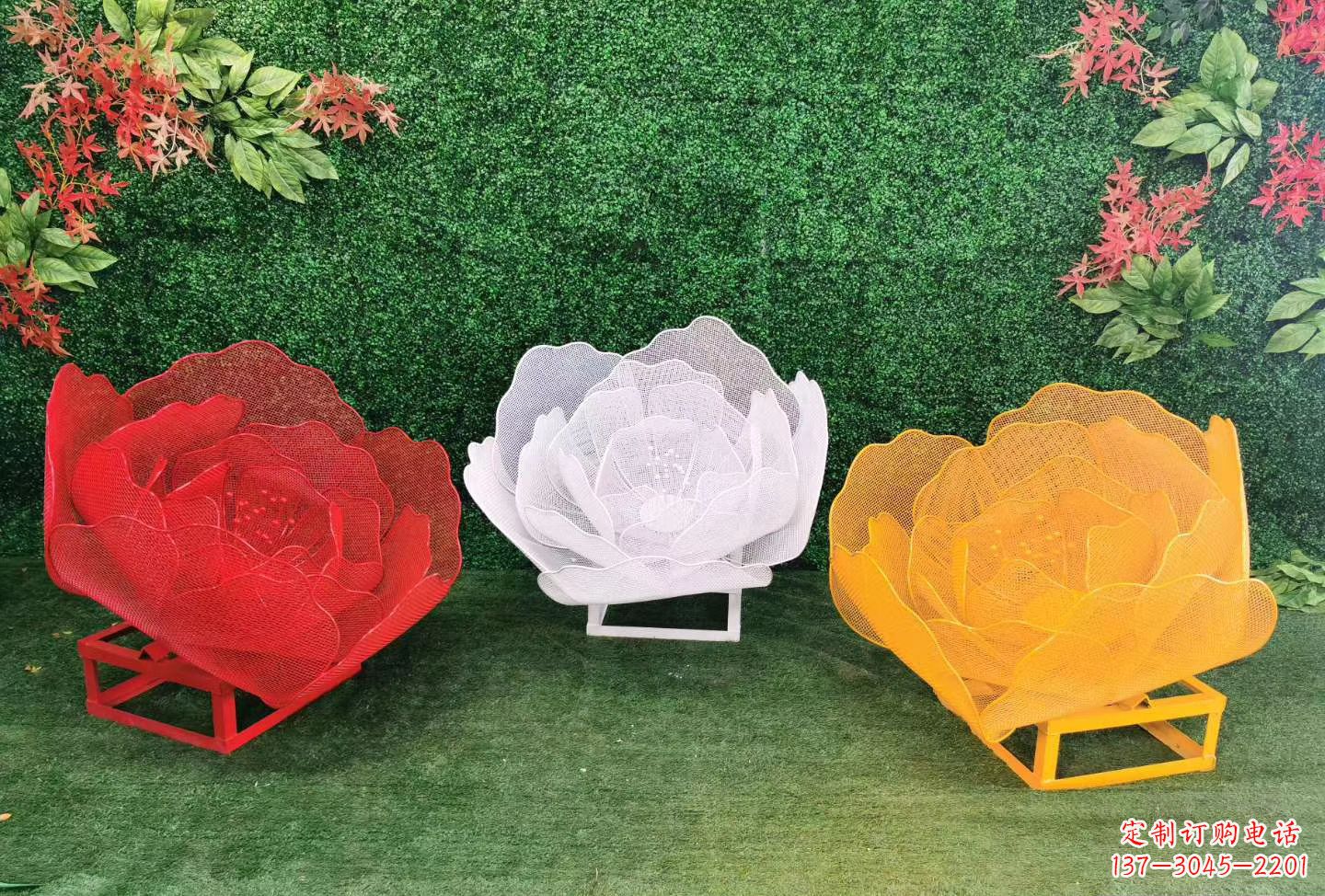 泉州公园植物园不锈钢彩色玫瑰花雕塑