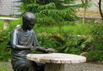 泉州经典美好时光——铜雕男孩看书雕塑