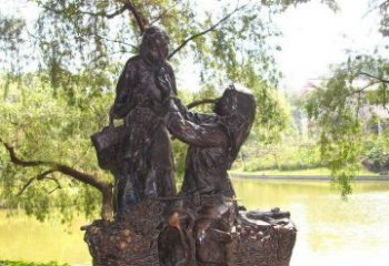 泉州温馨铜雕公园里喂母亲吃荔枝的女孩