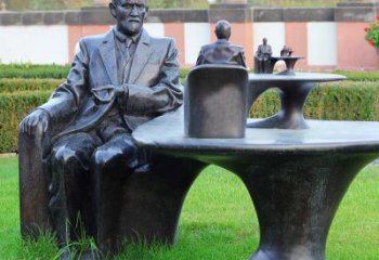 泉州西格蒙德·弗洛伊德情景雕塑，见证历史