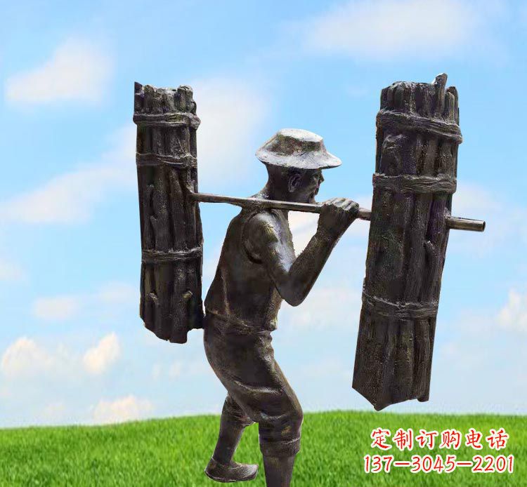 泉州精美老人铜雕,传承古代挑柴精神