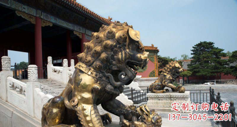 泉州黄铜狮子雕塑——象征着永恒的力量
