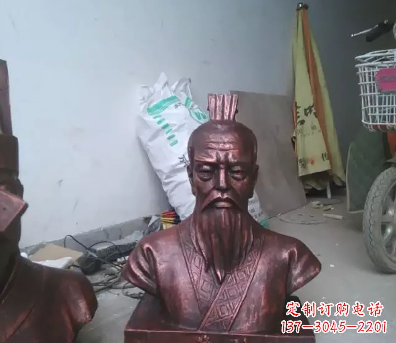 泉州管仲古代人物胸像铜雕,展现古代官僚风范