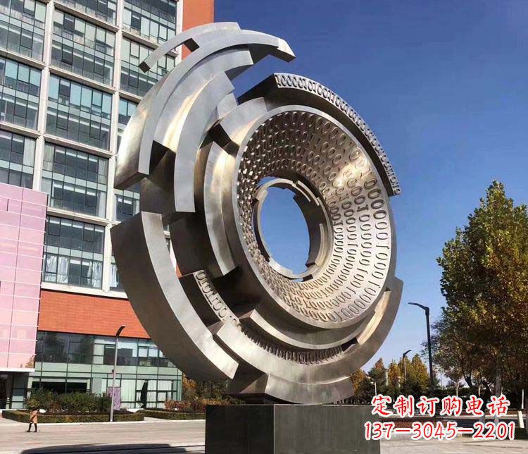 泉州广场不锈钢齿轮雕塑1