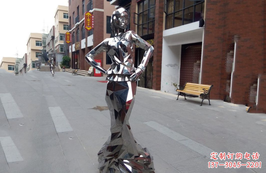 泉州以美丽的姿态展示不锈钢美女雕塑