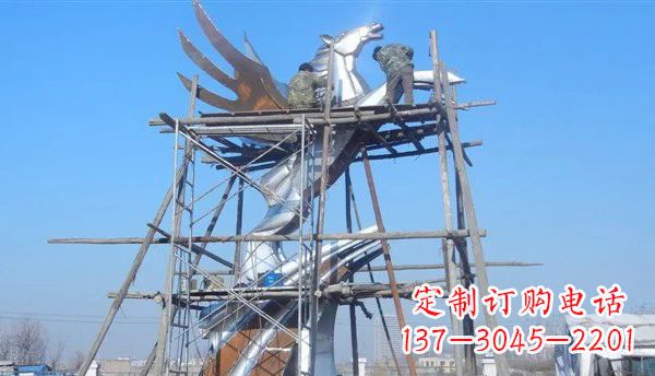 泉州广场不锈钢飞马雕塑