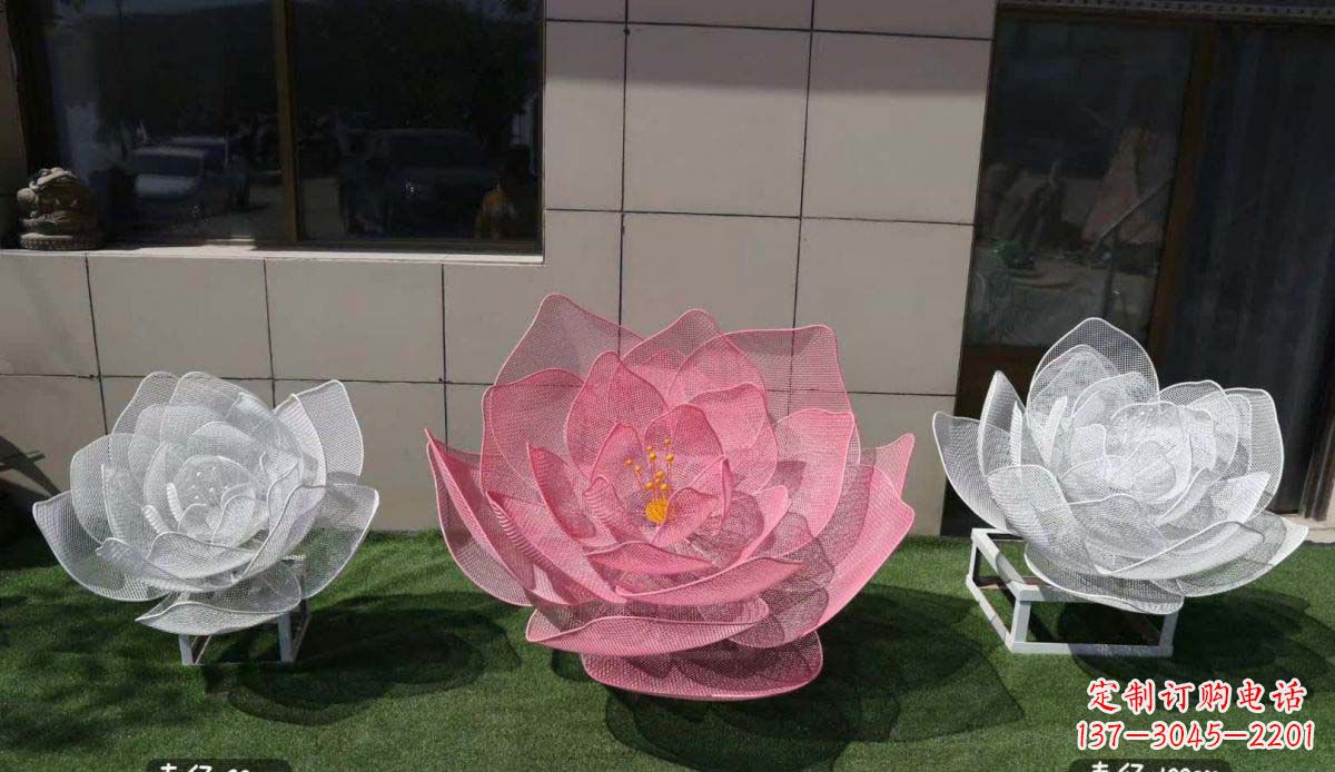 泉州广场不锈钢荷花雕塑