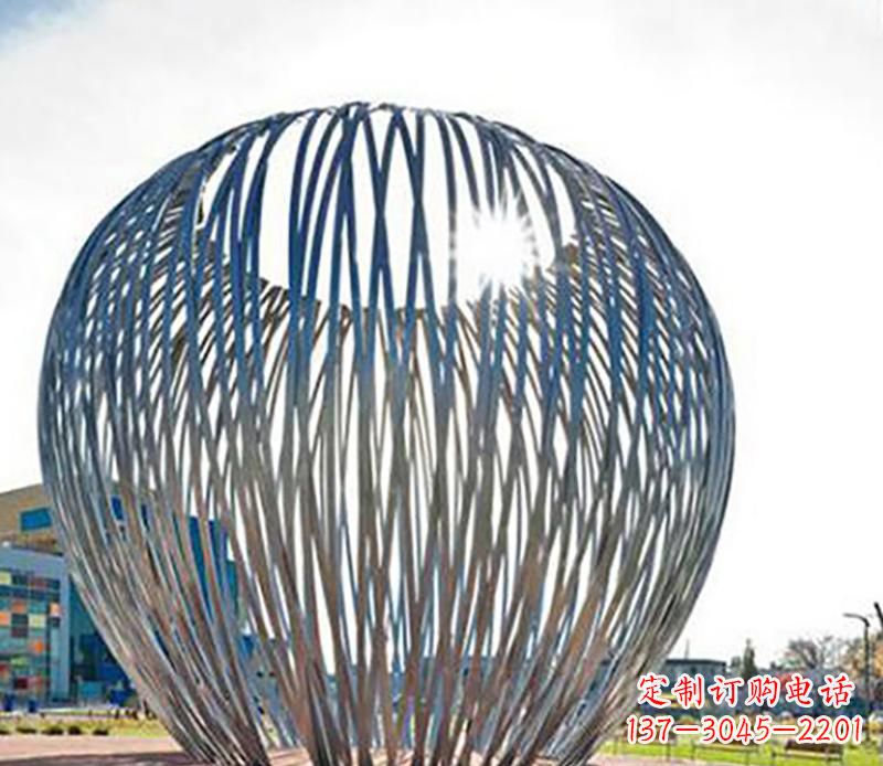 泉州中领雕塑|铸就不锈钢树叶风雕塑