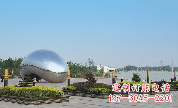 泉州华丽而唯美的不锈钢水滴雕塑