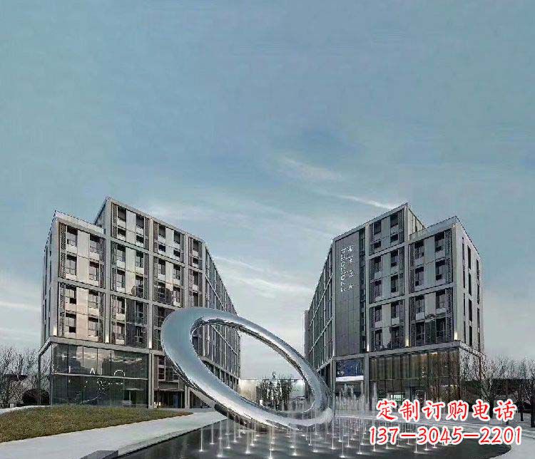 泉州广场不锈钢圆环景观雕塑1