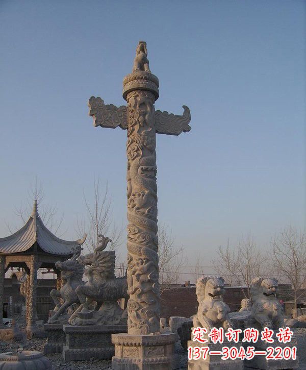 泉州动感华表雕塑,为广场增添艺术魅力
