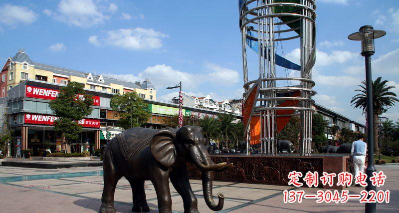 泉州广场大象动物铜雕
