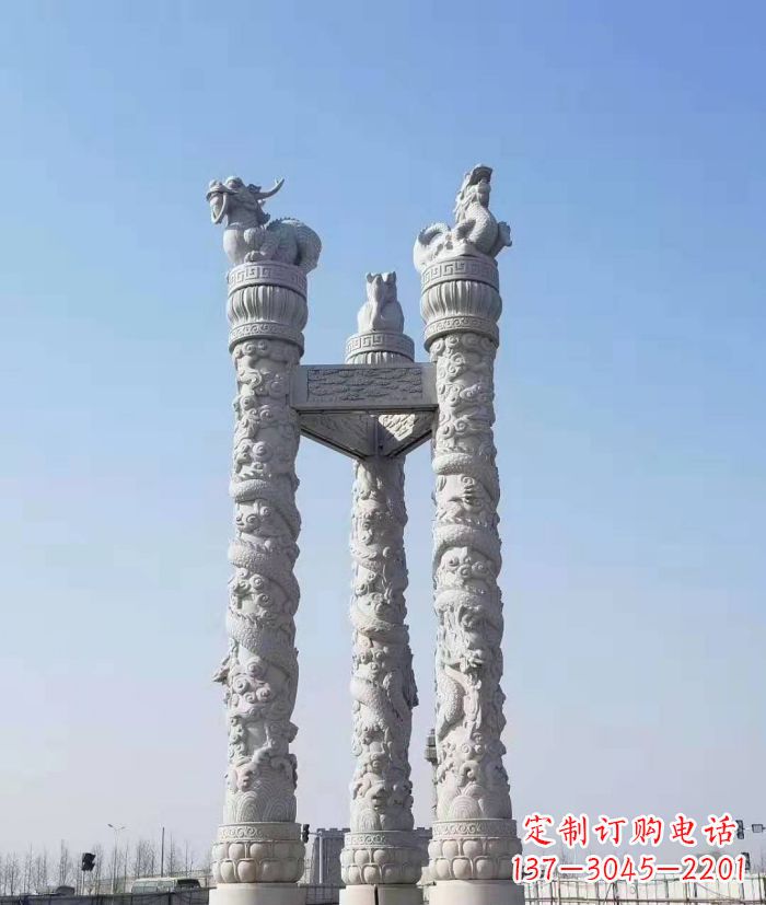 泉州广场景观汉白玉12生肖石柱