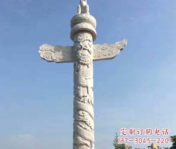 泉州广场景观华表石雕
