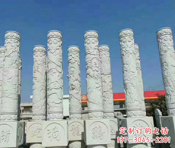 泉州来自中国文化的十二生肖雕塑