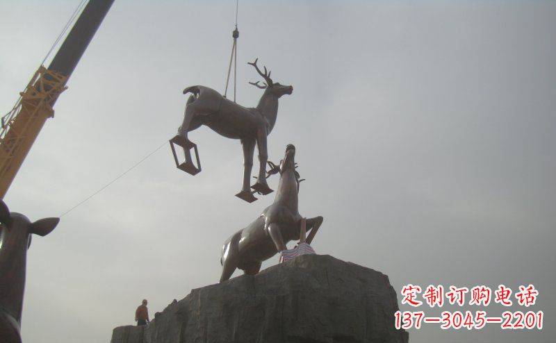 泉州梅花鹿动物铜雕,极致精细,表达优雅