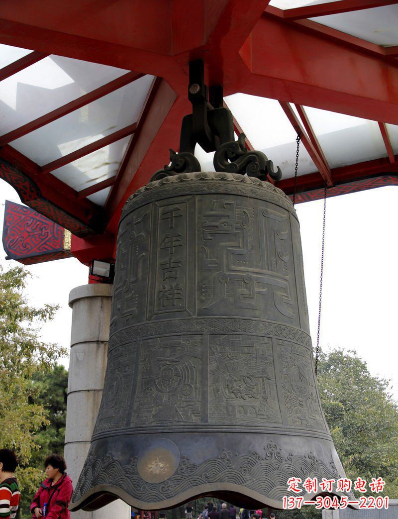 泉州中领雕塑:千年吉祥铜钟雕塑