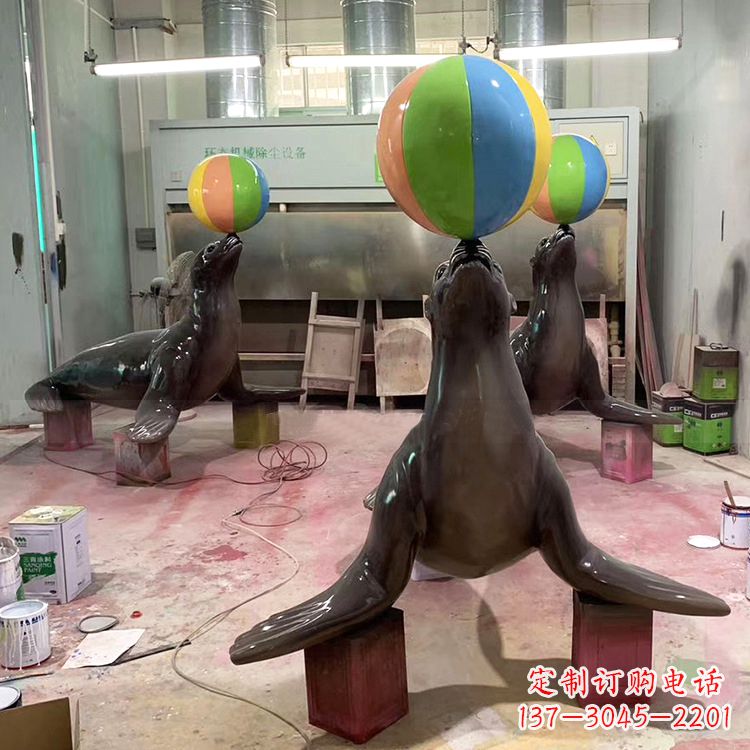 泉州海豹玻璃钢雕塑,让您触手可及的自然风情