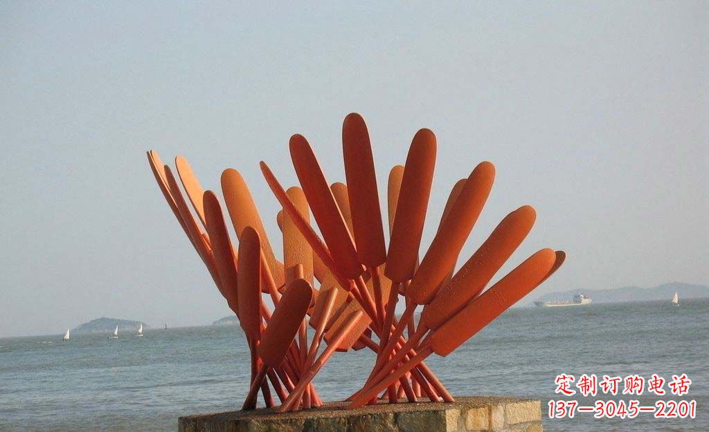 泉州卓越海边，不锈钢抽象船桨雕塑