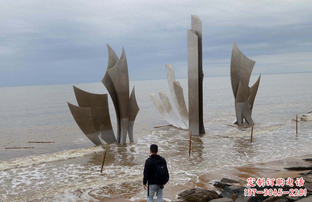 泉州海洋船帆雕塑——送给宁静海滩的时刻