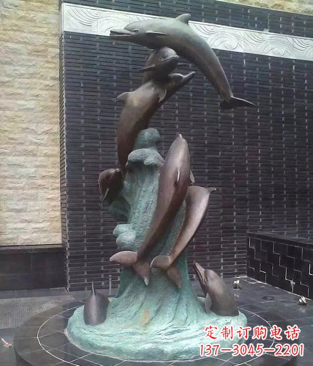 泉州海豚铜雕