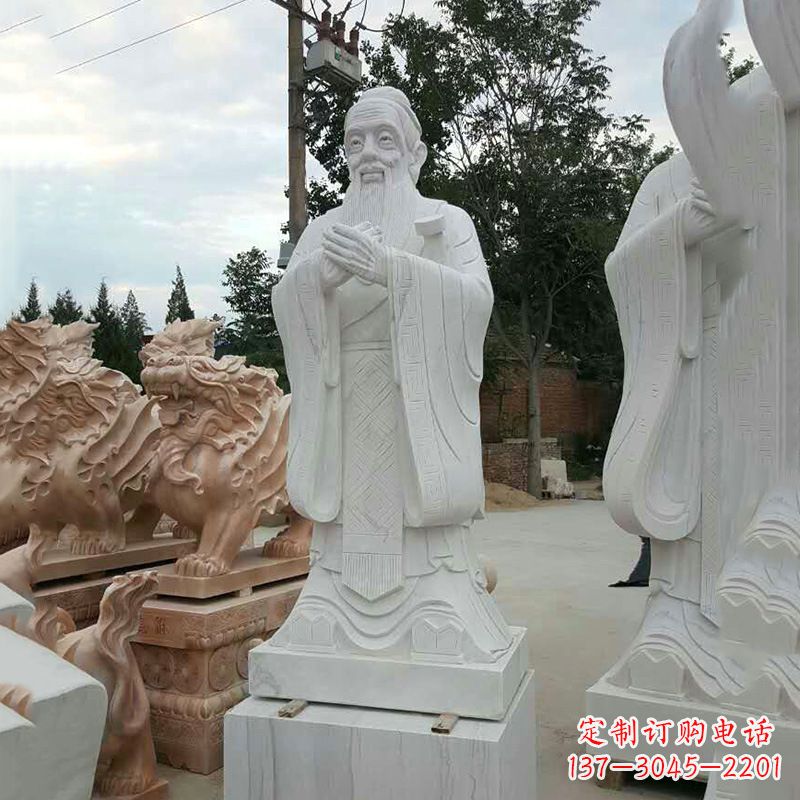 泉州海外的孔子雕像——展示中国文化的象征