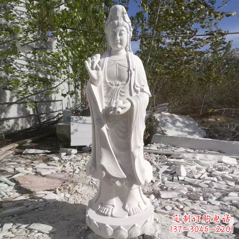 泉州象征观音的汉白玉观音菩萨石雕