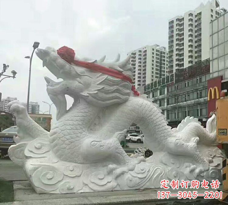 泉州汉白玉神龙雕塑,精致而又具有历史感