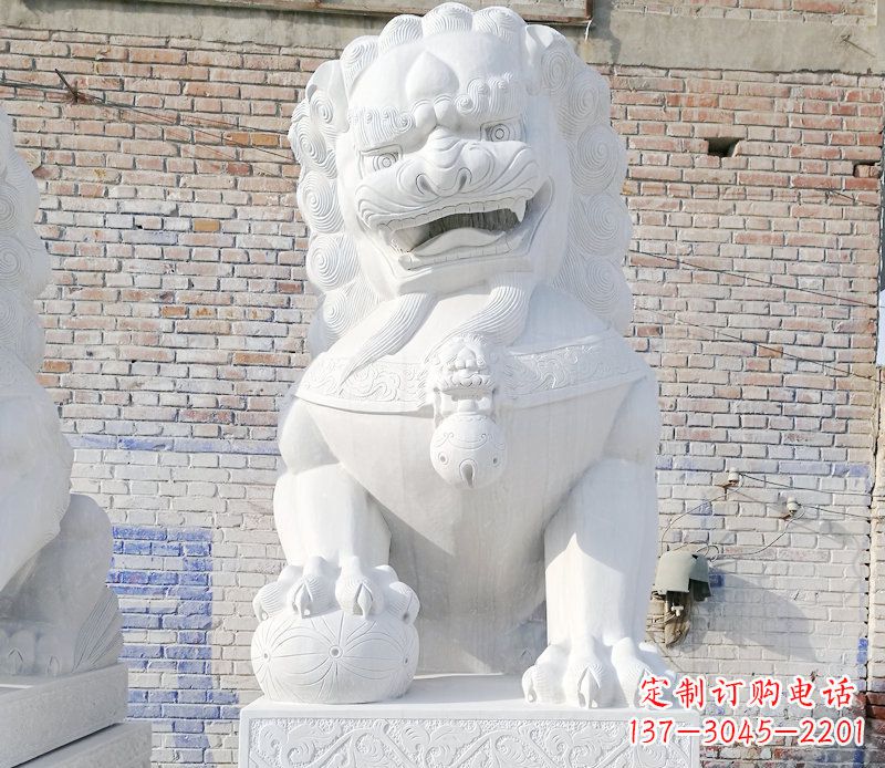 泉州正宗汉白玉狮子门墩雕塑