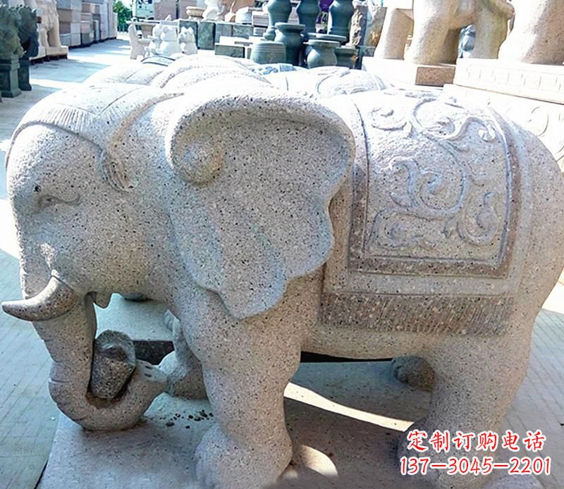 泉州花岗岩元宝大象石雕,雕刻古典且充满质感