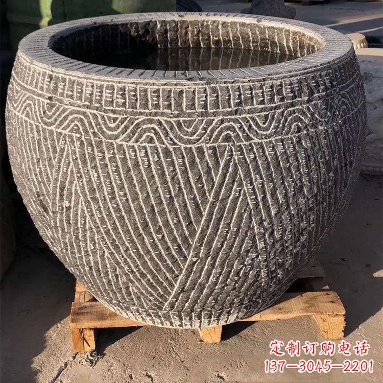 泉州精美鱼缸雕塑,装点你的花园
