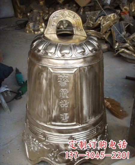 泉州高质量的黄铜钟雕塑
