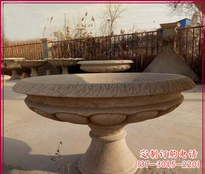 泉州黄锈石花盆雕塑,让花园更加美丽