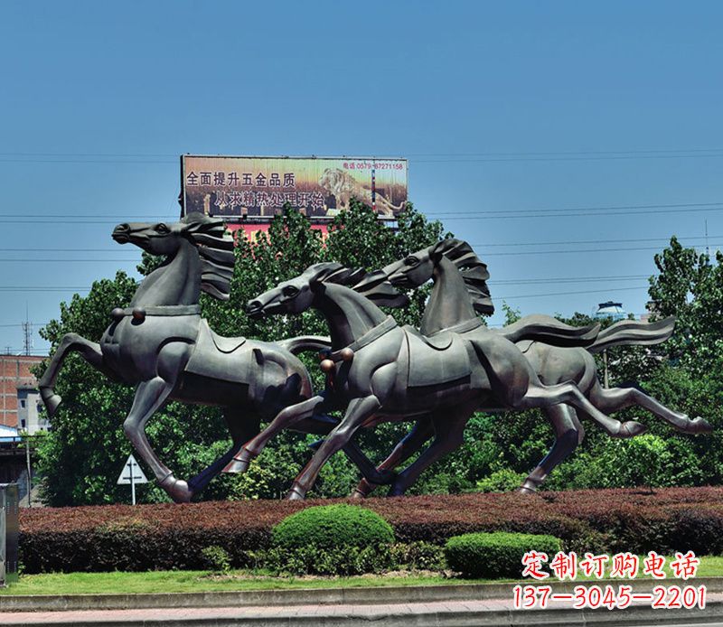 泉州非凡运动,街边奔马铜雕塑