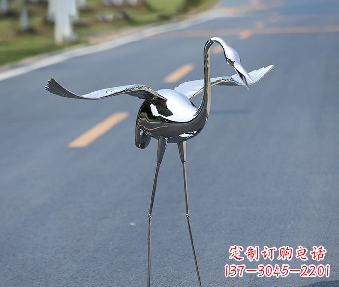 泉州中领雕塑:酒店装饰精美仙鹤雕塑