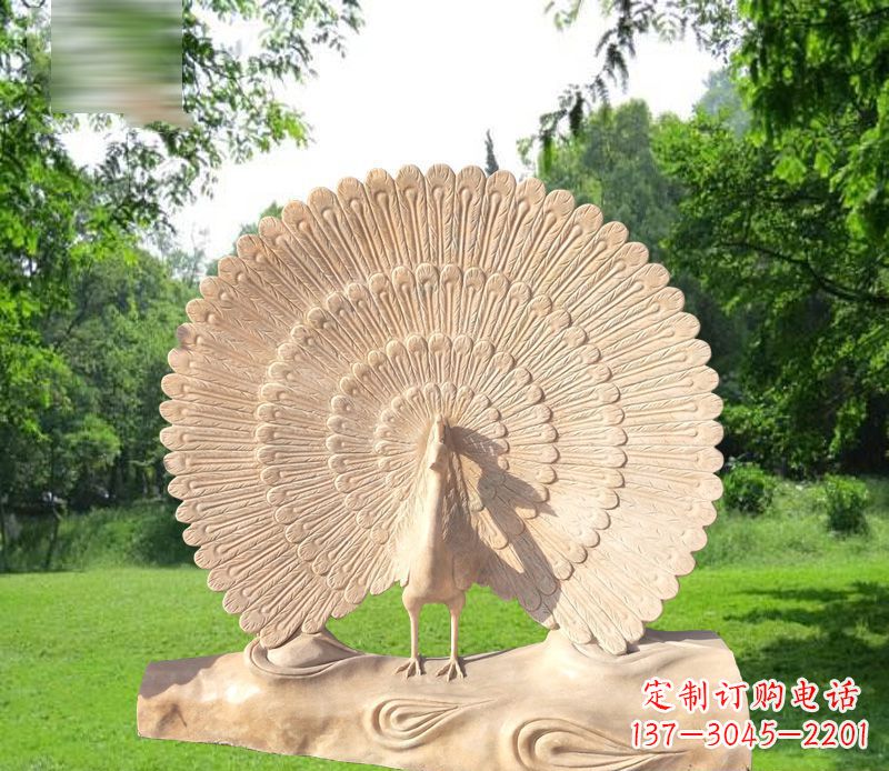 泉州欣赏孔雀美感的石雕公园雕塑