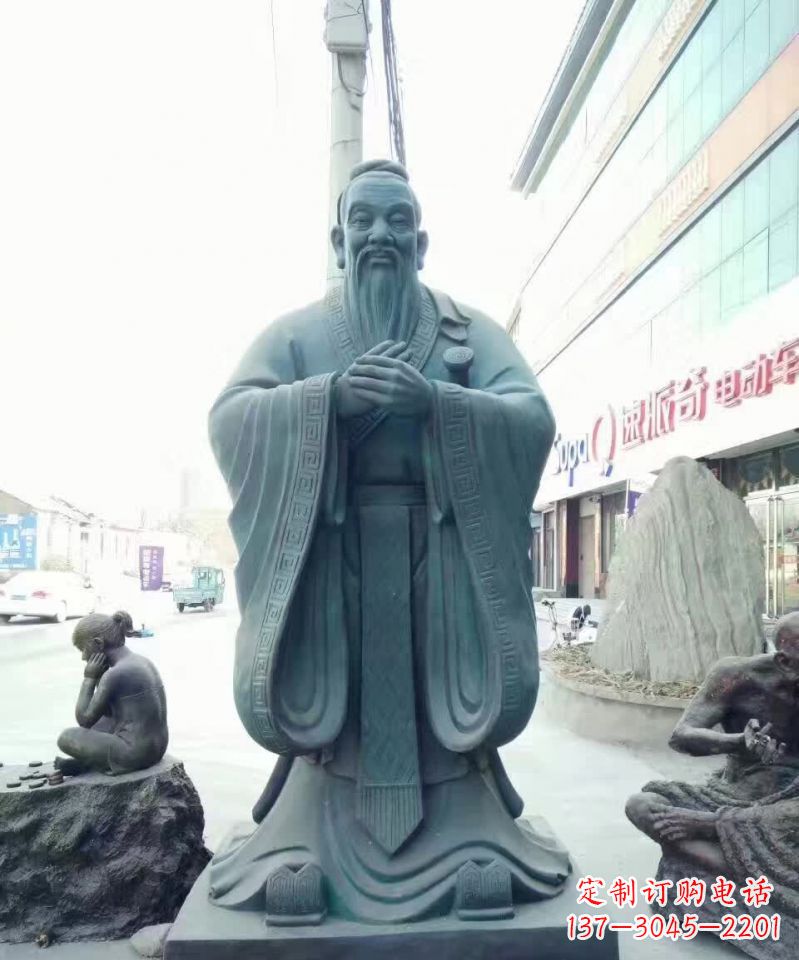 泉州拥有传统文化气息的精美孔子雕像