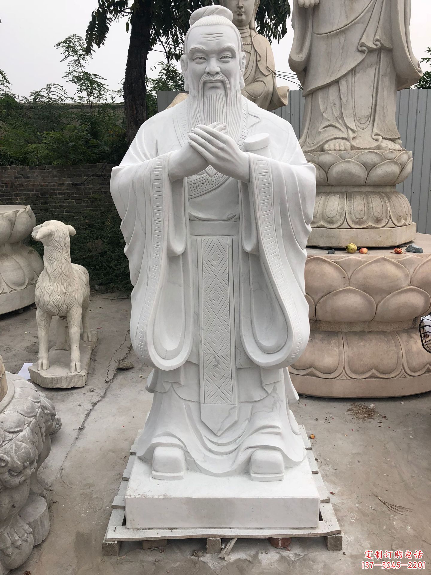 泉州孔子人物铜雕塑