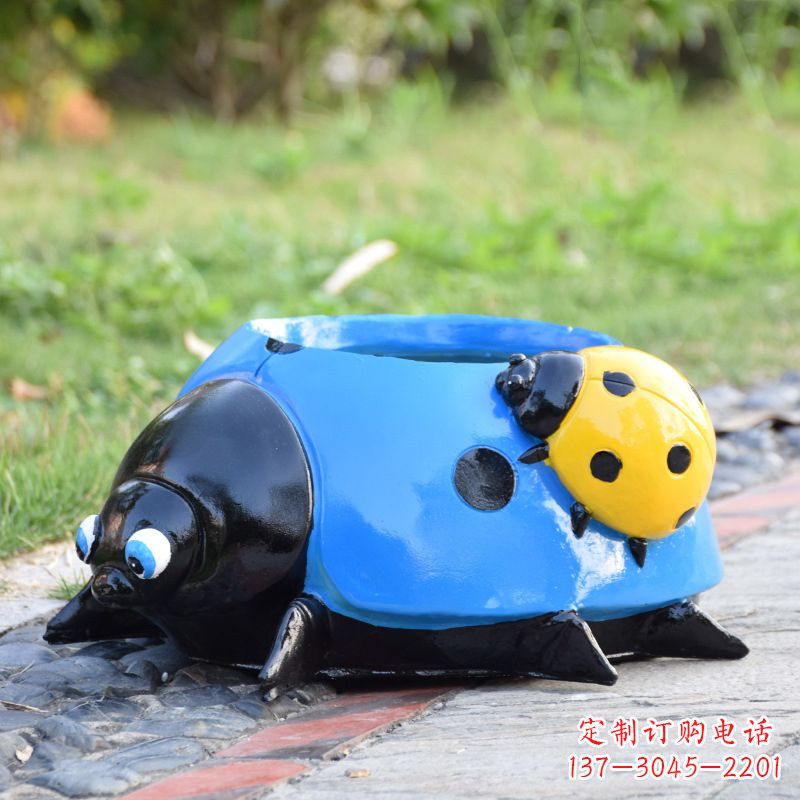 泉州蓝色玻璃钢七星瓢虫花盆雕塑