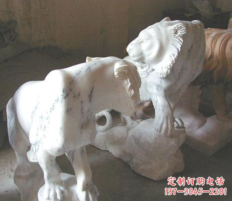 泉州领雕塑是一家专业的雕塑定制厂家,我们的老…