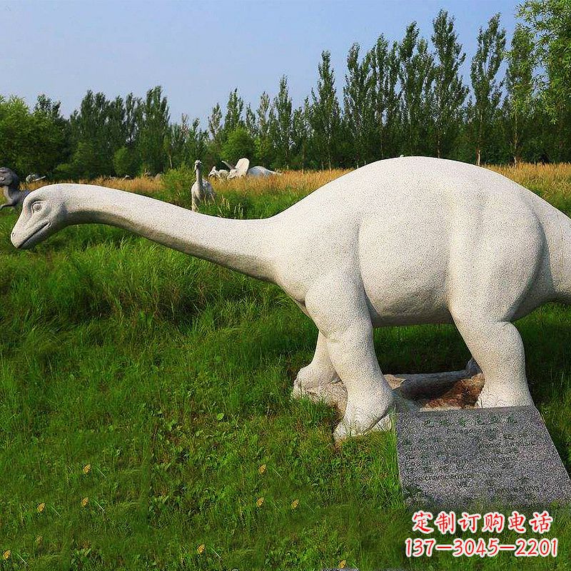 泉州雕塑精美,细节精准,呈现出自然风情,瑞士红宝石动物雕塑