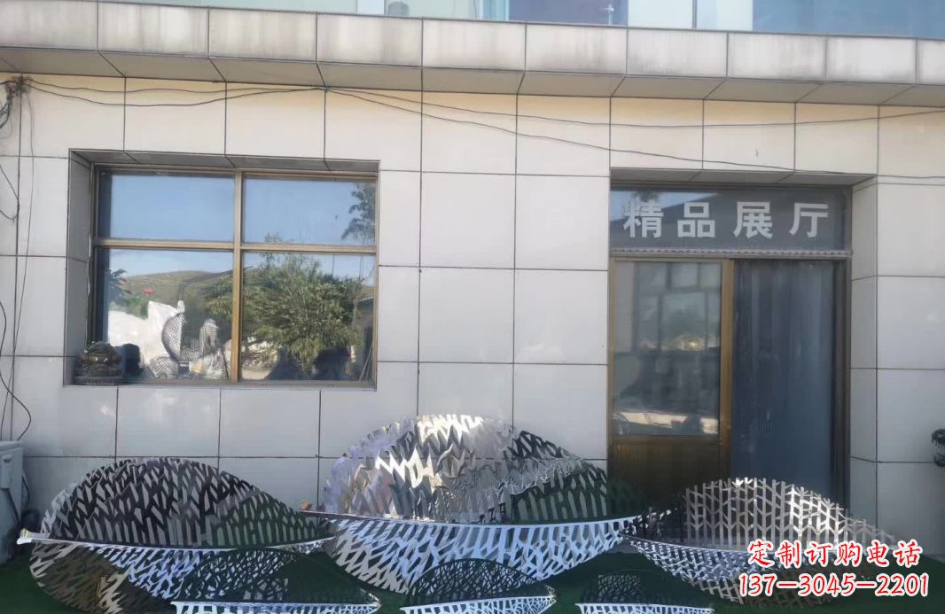 泉州镂空不锈钢树叶雕塑