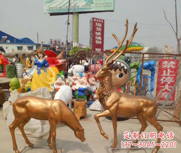 泉州优雅经典,中领雕塑鹿铜雕塑