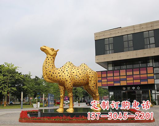 泉州骆驼镂空不锈钢雕塑