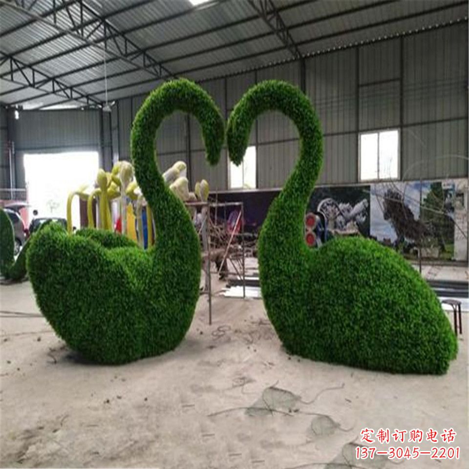 泉州绿植抽象天鹅情侣雕塑摆件