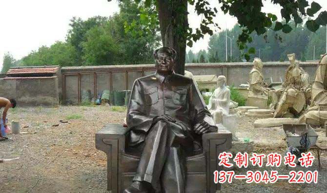 泉州中领雕塑推出的主席雕塑珍藏版,由高级工艺…