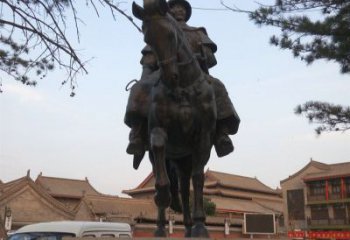 泉州雕刻精美的蒙古人骑马铜雕